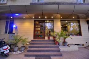 Гостиница Hotel Pride  Chandigarh